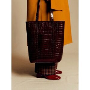 NWT Sezane Tote Bag Chocolate Crocodile Print Brown Embossed Leather Parisian